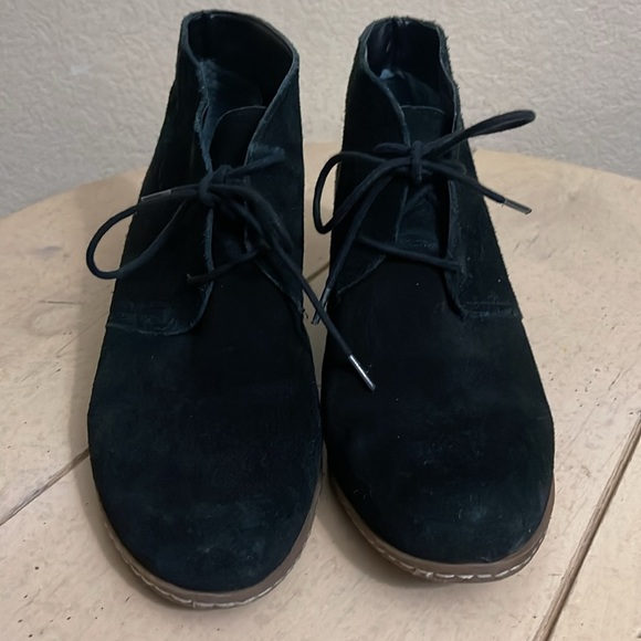 Franco Sarto Leather Black Suede Wedge
Shoes Booties Ankle Boots • 10 - Picture 4 of 6